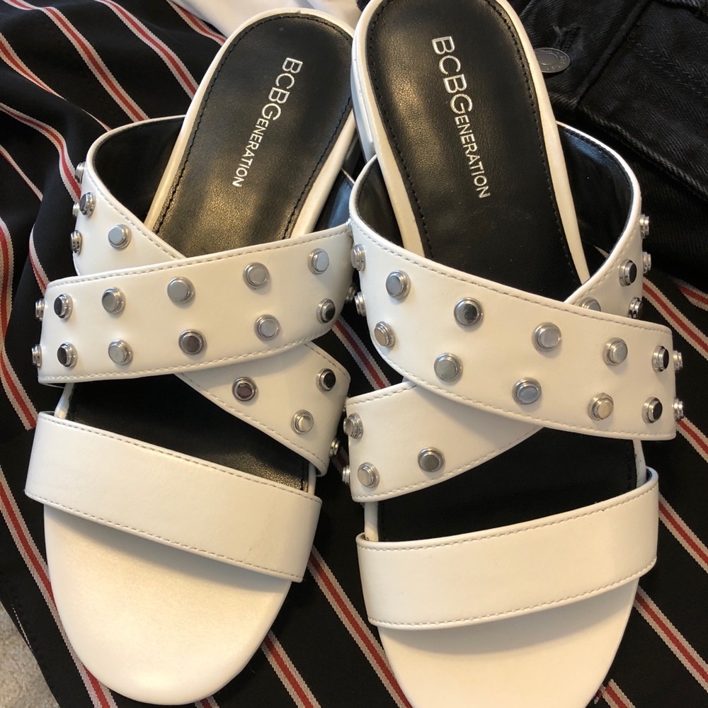 SOLD❕BCBG❕sandals